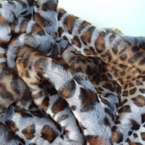 Мех серый леопард  15 мм 